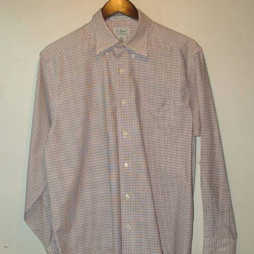 LL Bean 100 cotton wrinkle resistant men  dress shirt M 15 1/2 33